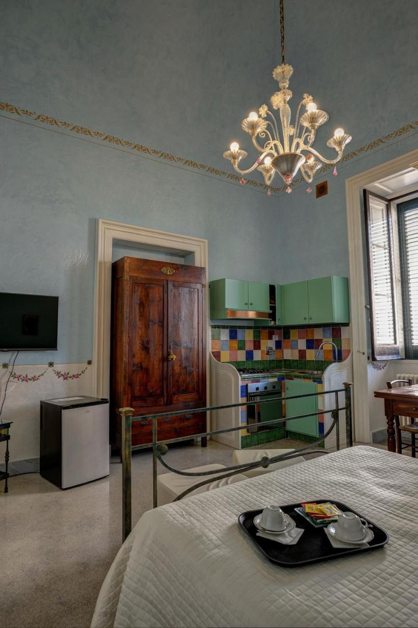 La Dimora Delle Rondini Bed & Breakfast Galatina Exterior photo